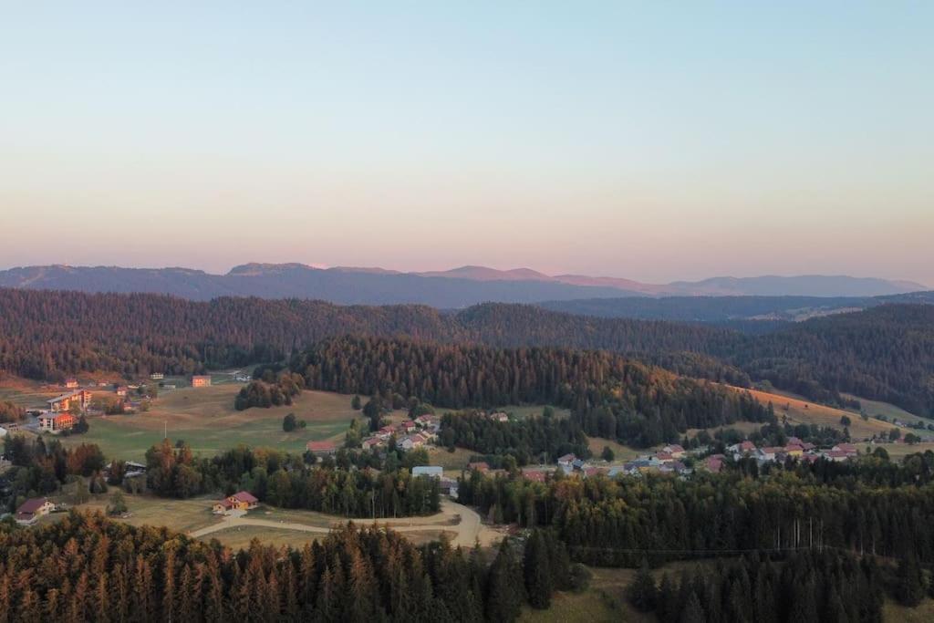 Chic & Champetre Au Coeur Du Haut-Jura Ламура Екстериор снимка
